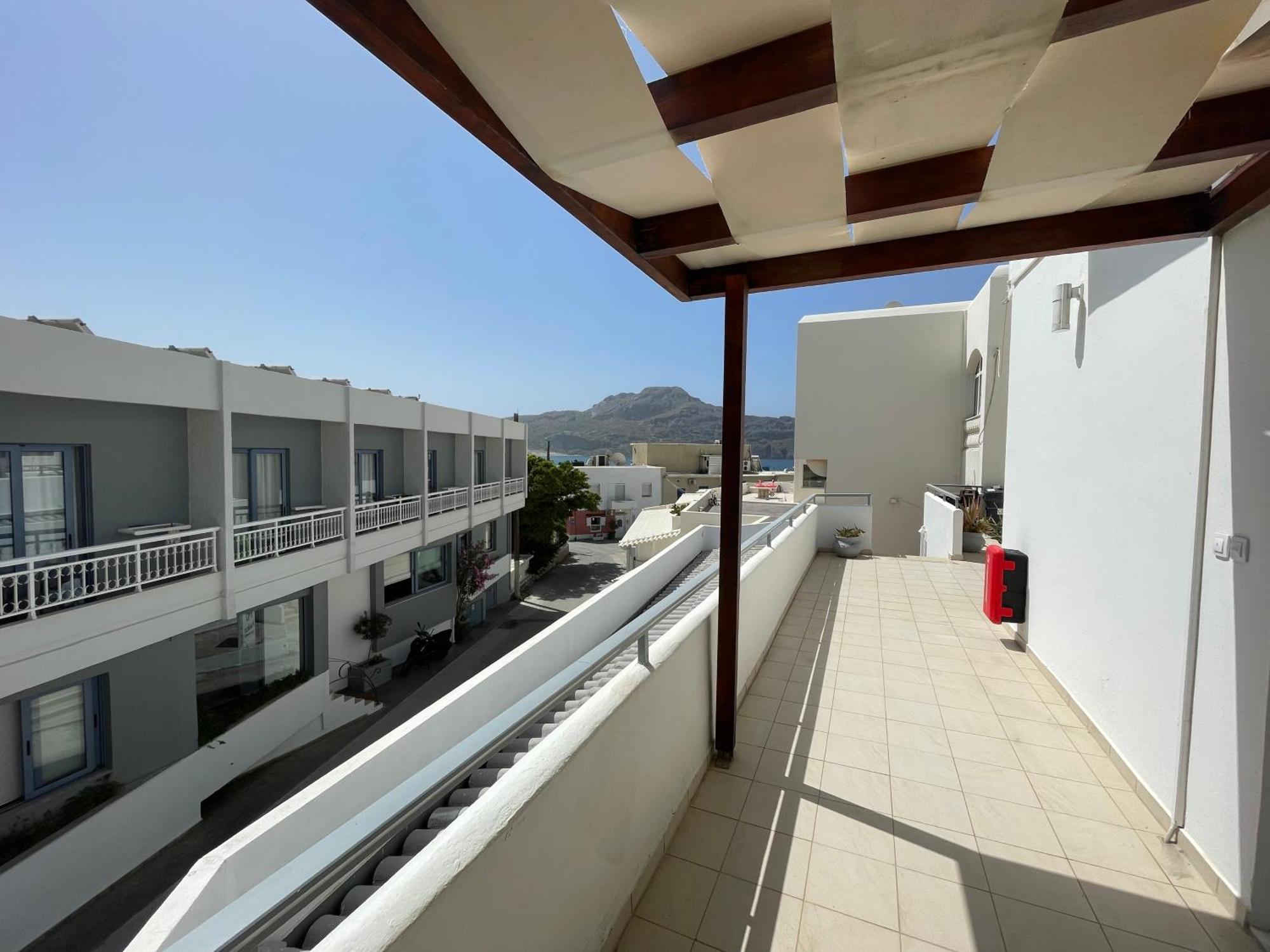 Helios Apartments 플라키아스 외부 사진